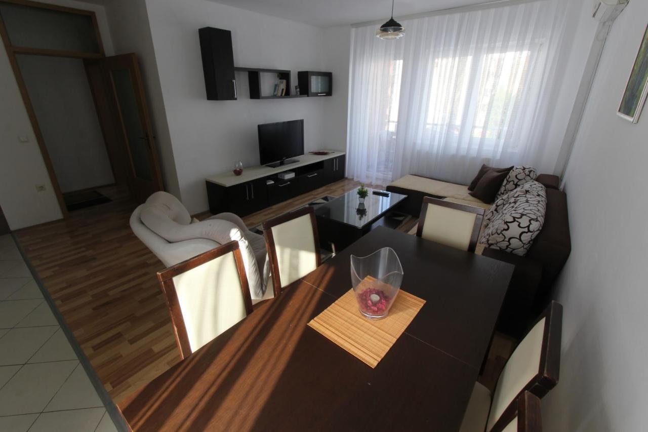 Kasumi Apartment Pristina Kültér fotó