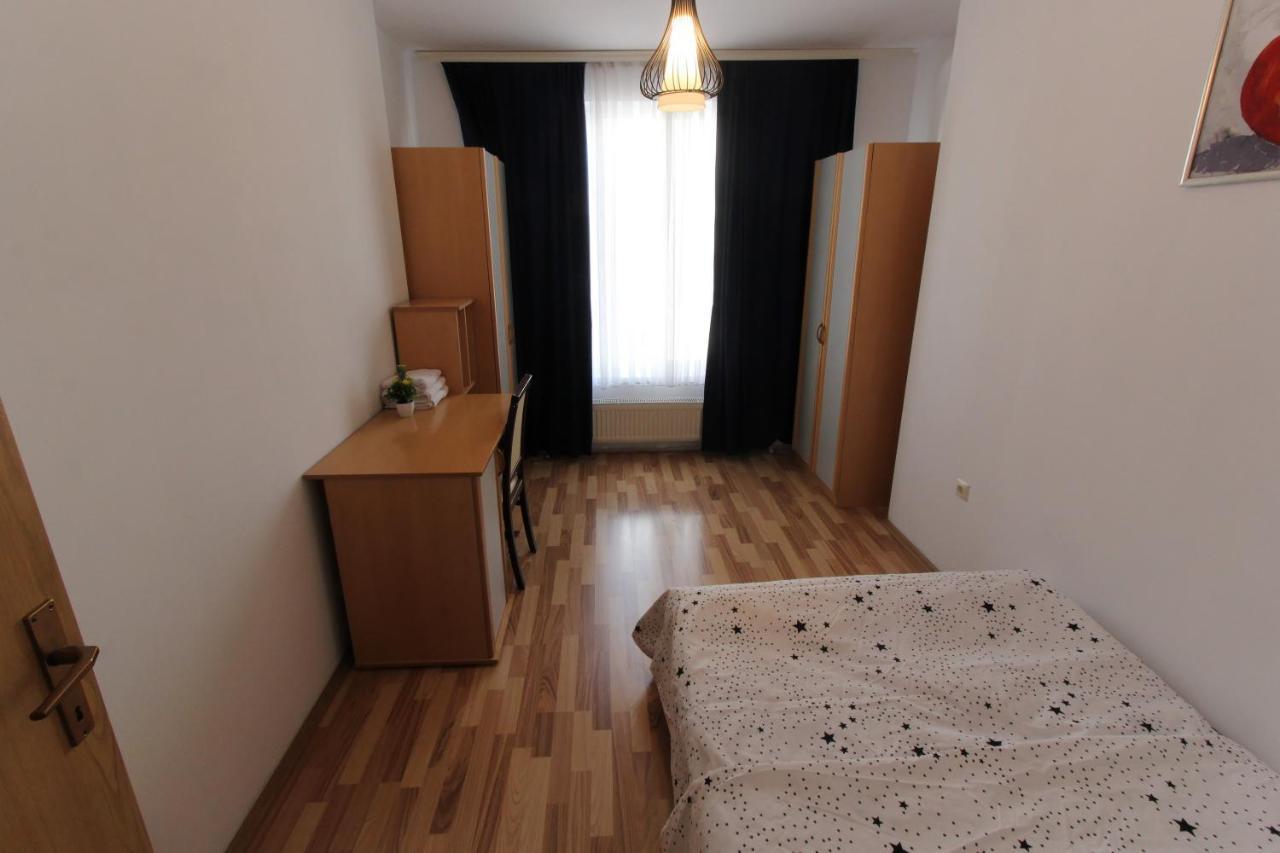 Kasumi Apartment Pristina Kültér fotó