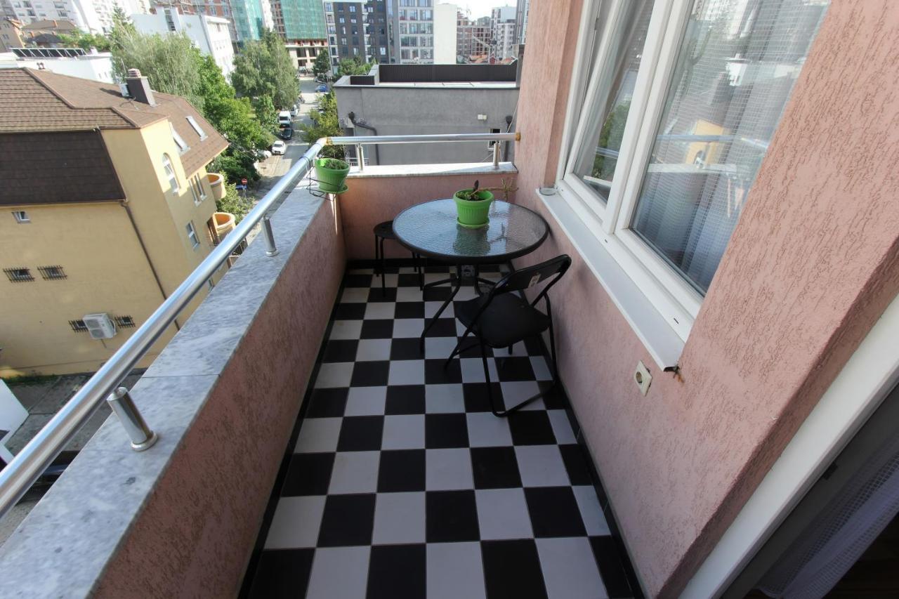 Kasumi Apartment Pristina Kültér fotó