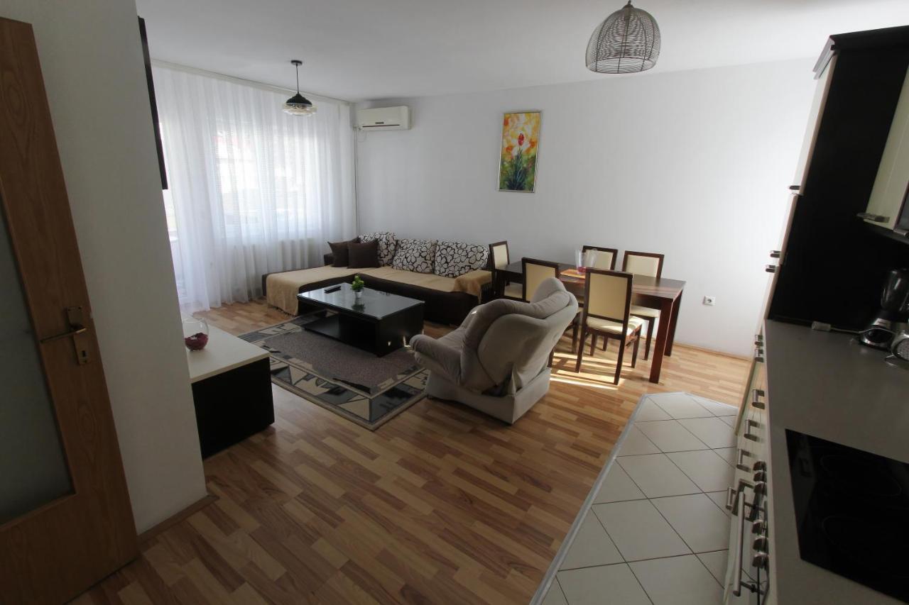 Kasumi Apartment Pristina Kültér fotó